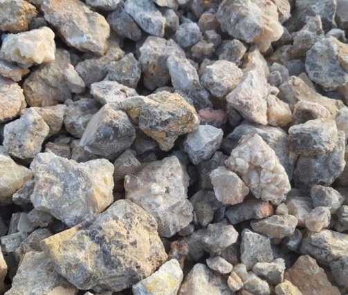 FLUORITE LUMP (CAF2)-75% MIN - SIZE: 10-90MM